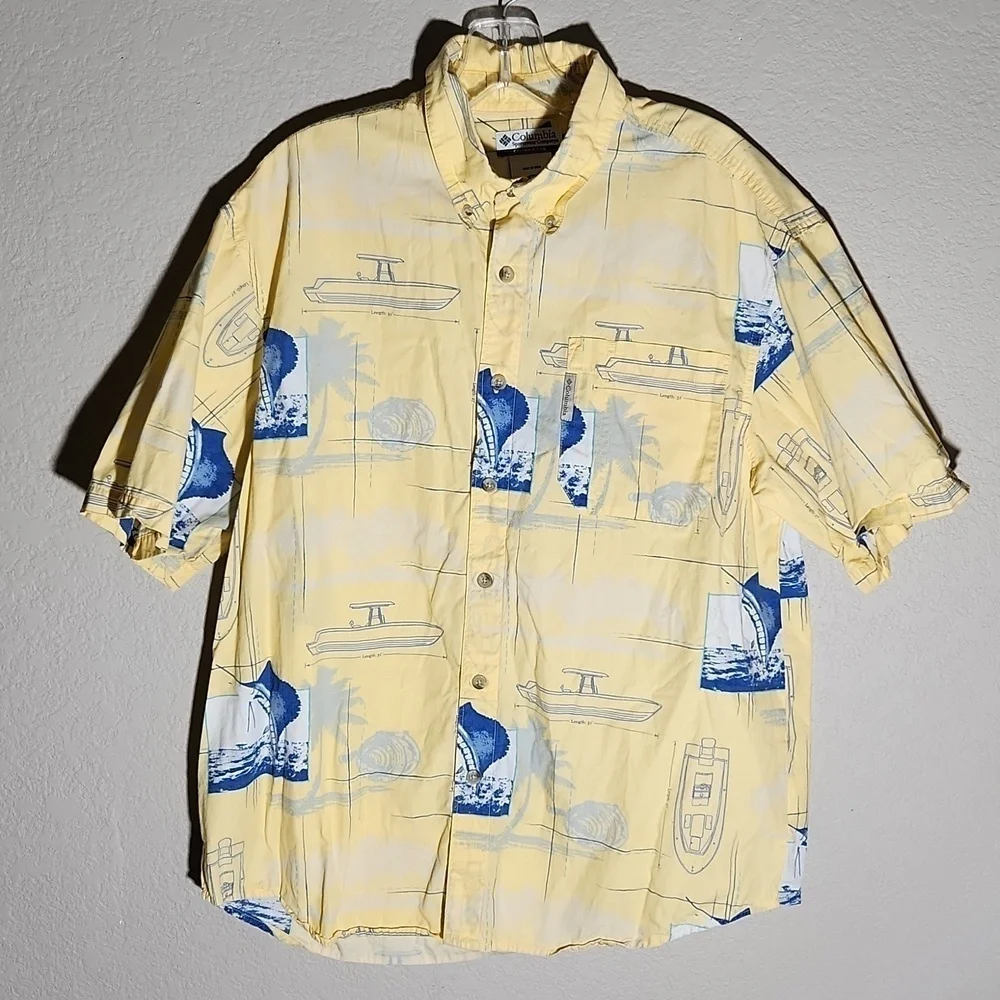 Columbia Shirt Fishing Boats Marlin Fish Pattern Size M Short Sleeve Yellow